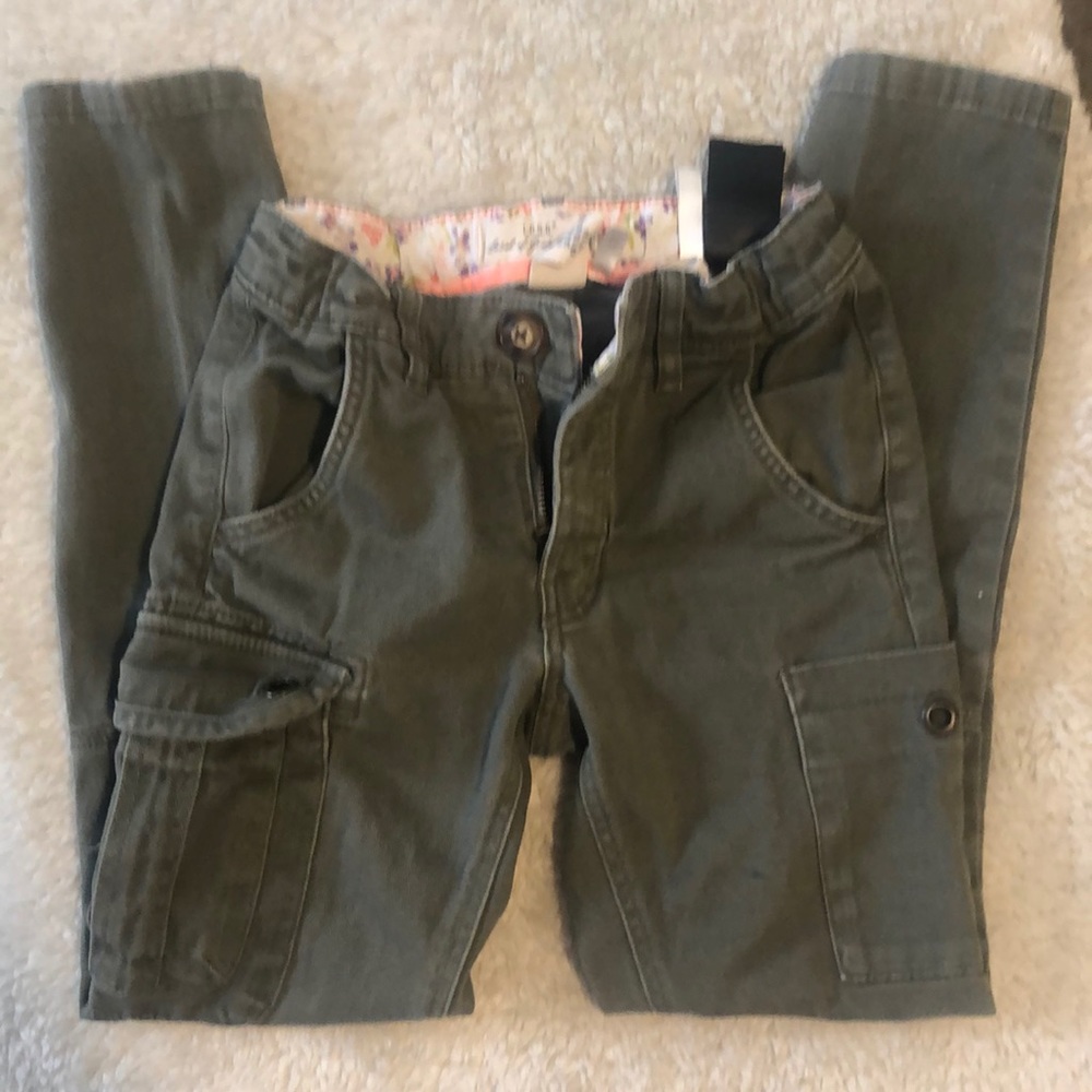 H&M girls size 8-9 cargo pants